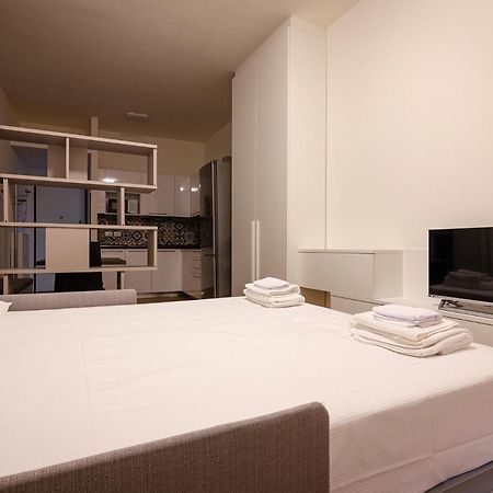 Ugo Bassi Lux Apartment Μπολόνια Εξωτερικό φωτογραφία