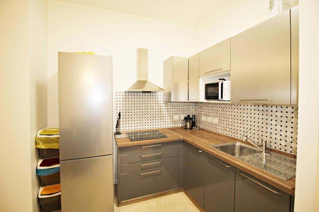 Ugo Bassi Lux Apartment Μπολόνια Εξωτερικό φωτογραφία